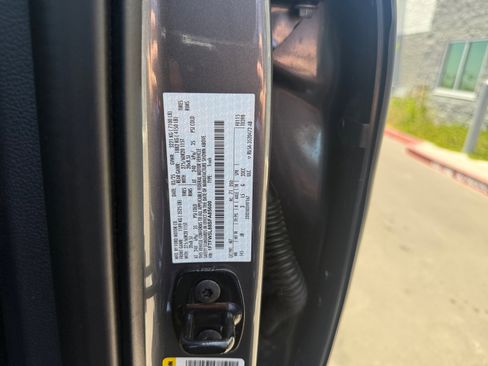 Used 2025 Ford F150 Lariat w/ Equipment Group 501A Mid AWD/4WD image 34