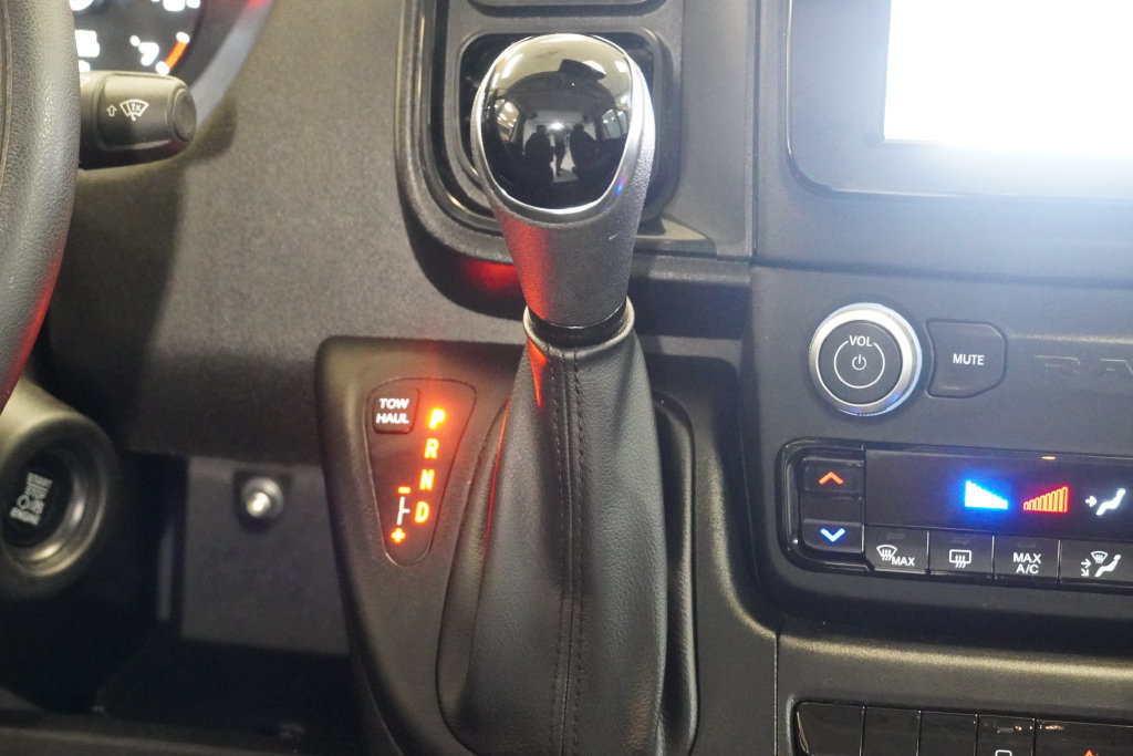 Used 2025 RAM ProMaster 1500 w/ Convenience Group FWD image 21