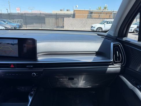 Used 2024 Kia Sorento S FWD image 38