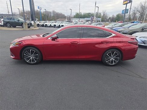 Certified 2025 Lexus ES 300h w/ Premium Package image 6