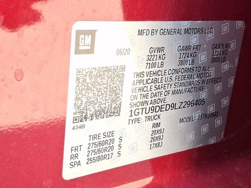 Certified 2020 GMC Sierra 1500 SLT w/ SLT Premium Package AWD/4WD image 28