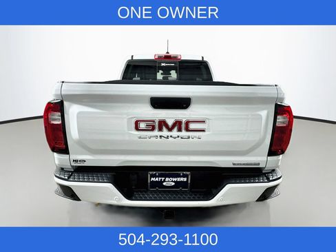 Used 2024 GMC Canyon Elevation w/ Elevation Premium Package AWD/4WD image 8