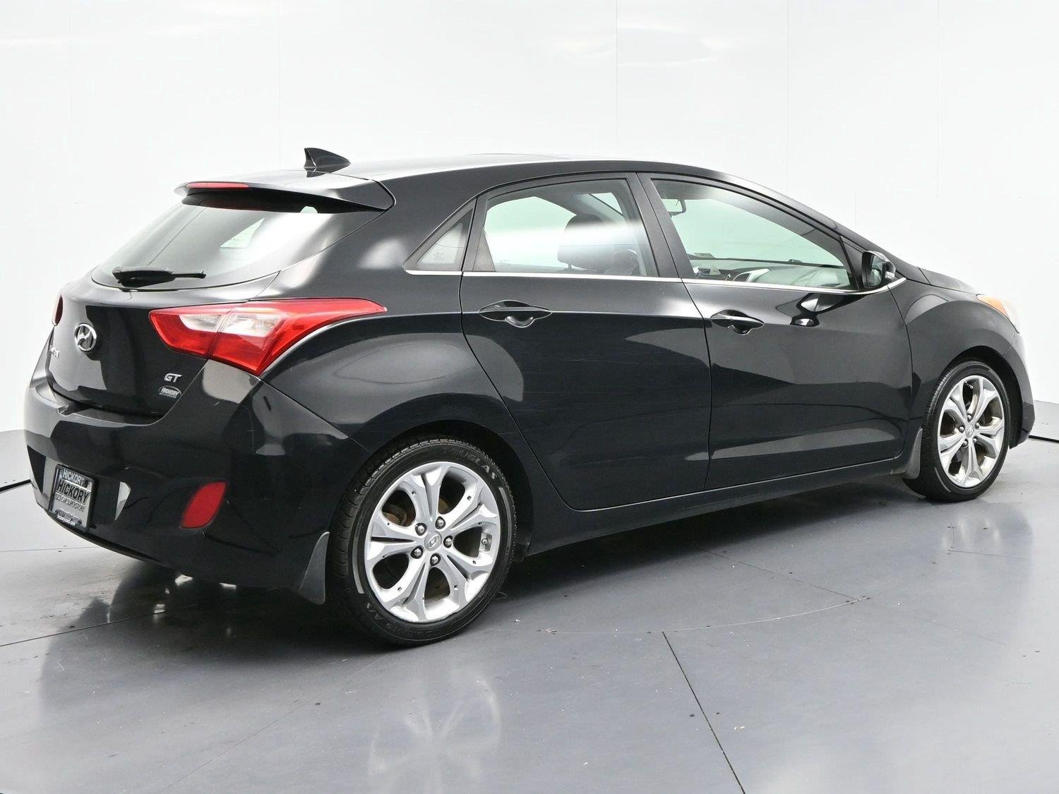 Used 2013 Hyundai Elantra GT w/ Style Pkg FWD image 6