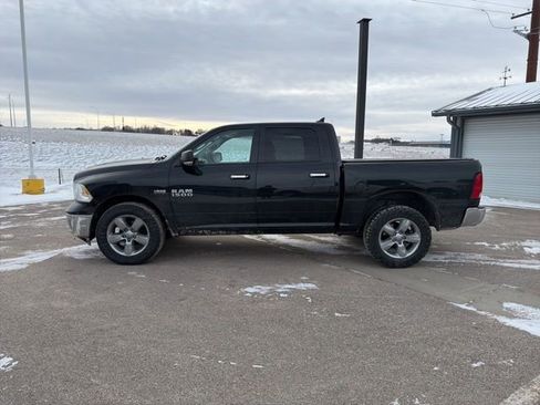 Used 2016 RAM 1500 Big Horn image 4