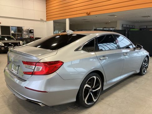 Used 2019 Honda Accord Sport image 5