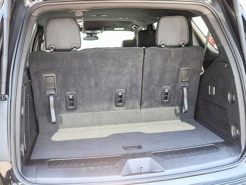 Used 2025 Chevrolet Tahoe LT AWD/4WD image 27