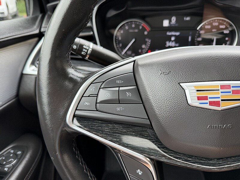 Used 2023 Cadillac XT5 Premium Luxury w/ LPO, Floor Liner Package AWD/4WD image 14
