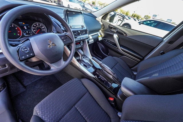 New 2026 Mitsubishi Eclipse Cross LE AWD/4WD image 15