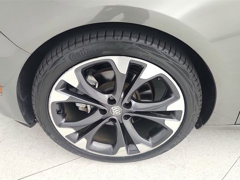 Used 2019 Buick Cascada Premium image 28