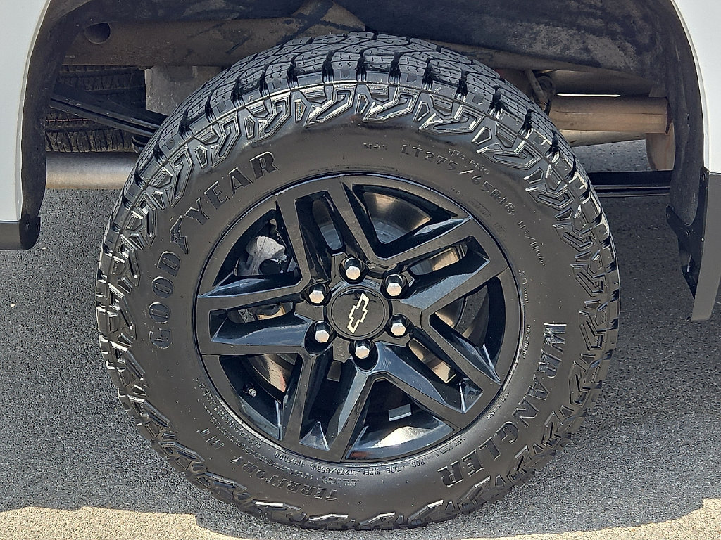 Used 2024 Chevrolet Silverado 1500 LT Trail Boss w/ LT Trail Boss Premium Package AWD/4WD image 7