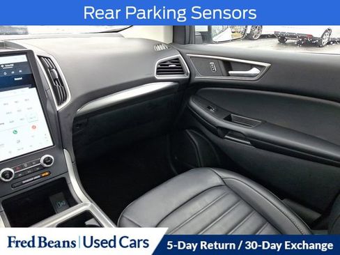 Used 2022 Ford Edge SEL w/ Convenience Package image 18