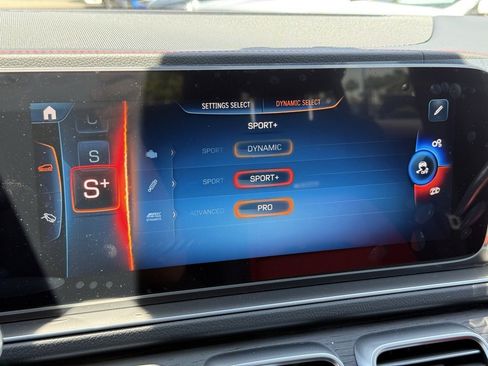 New 2025 Mercedes-Benz GLE 53 AMG 4MATIC image 10