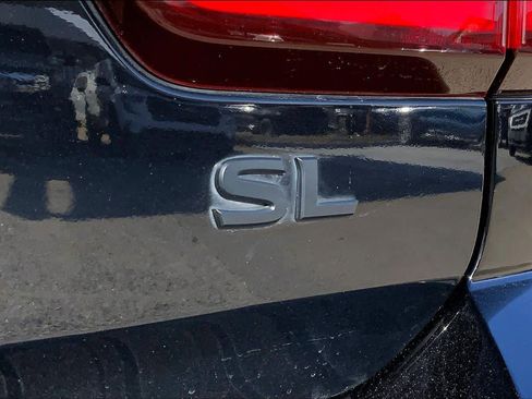 Used 2022 Nissan Armada SL w/ Midnight Edition Package image 9