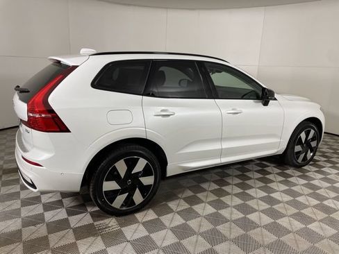 Certified 2025 Volvo XC60 T8 Plus w/ Protection Package Premier AWD/4WD image 12