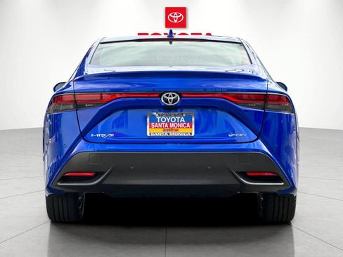 New 2026 Toyota Mirai RWD image 4