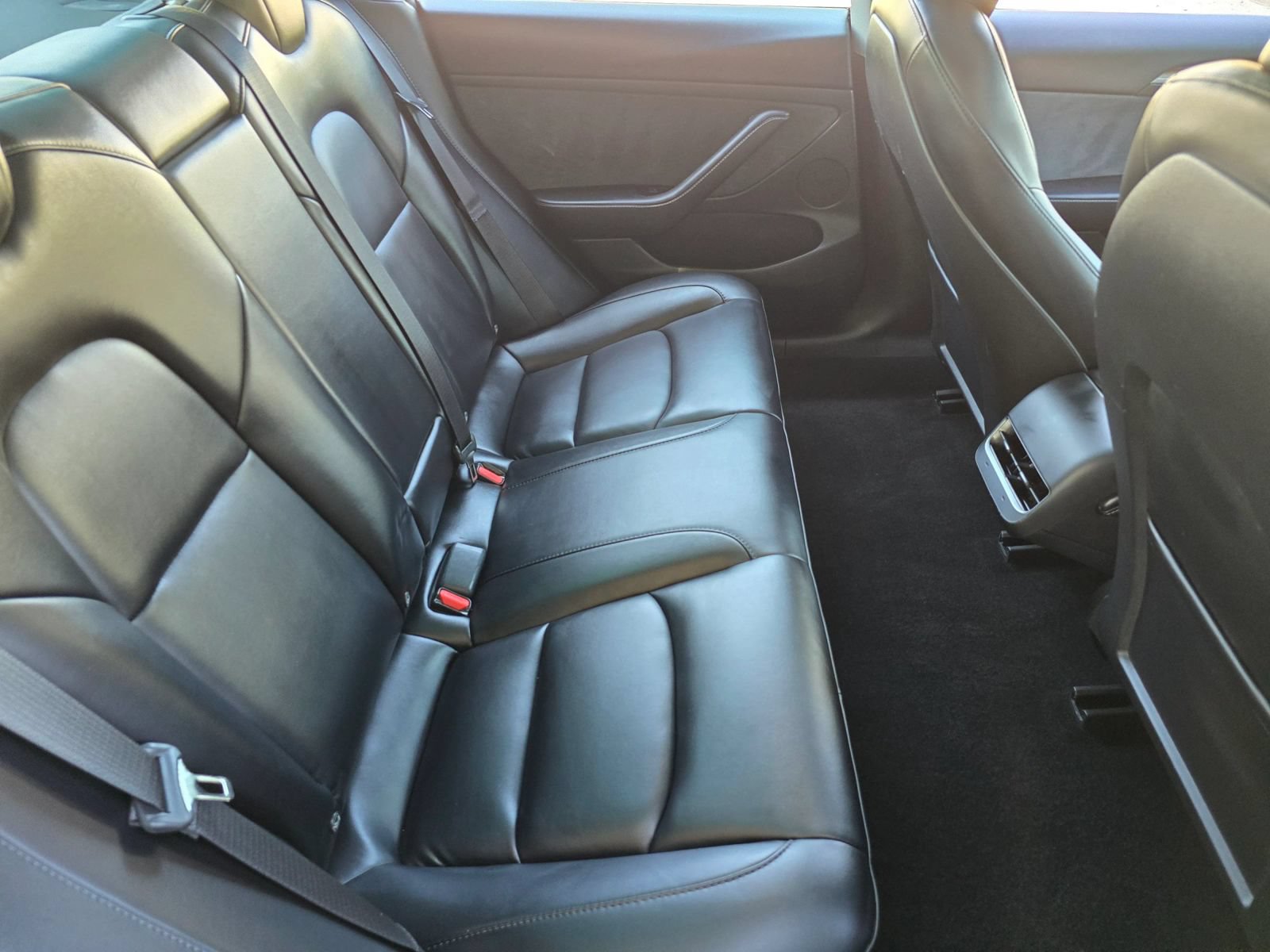 Used 2023 Tesla Model 3 Standard Range RWD image 31