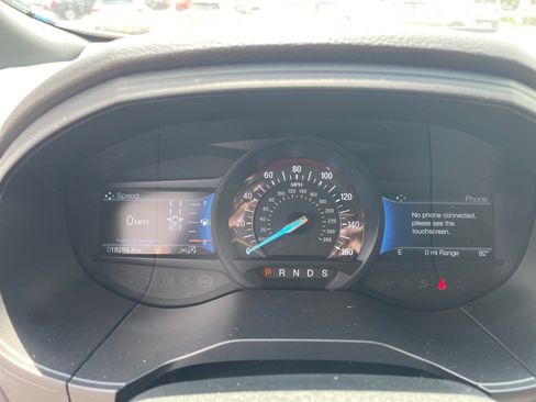 Used 2022 Ford Edge ST-Line AWD/4WD image 4