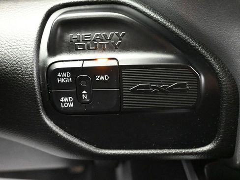 Used 2024 RAM 2500 Big Horn w/ Night Edition AWD/4WD image 20