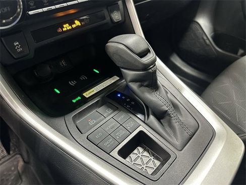 Used 2024 Toyota RAV4 XLE image 33