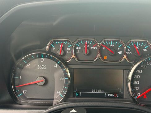 Used 2019 Chevrolet Silverado 1500 LT AWD/4WD image 15