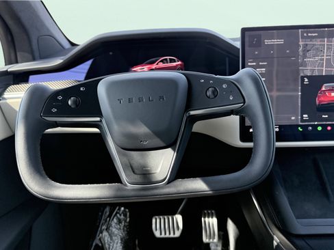 Used 2022 Tesla Model X Plaid image 61