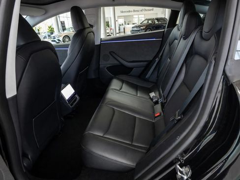 Used 2025 Tesla Model 3 Long Range RWD image 8