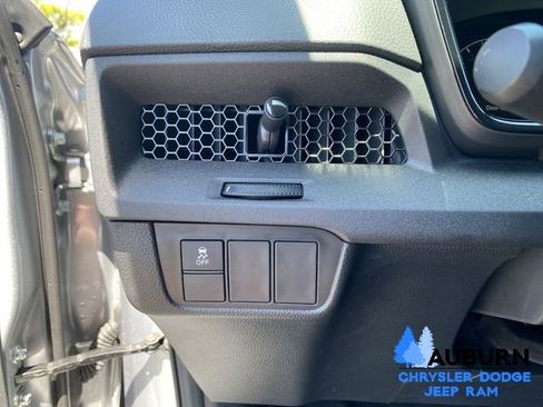 Used 2025 Honda CR-V EX image 14