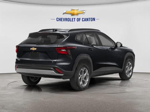 New 2026 Chevrolet Trax LS FWD image 2