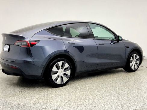 Used 2023 Tesla Model Y Long Range image 5