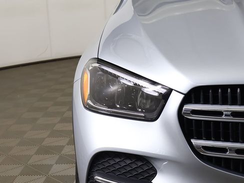 Used 2024 Mercedes-Benz GLE 350 4MATIC image 17