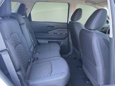 New 2026 Nissan Pathfinder SV AWD/4WD image 17