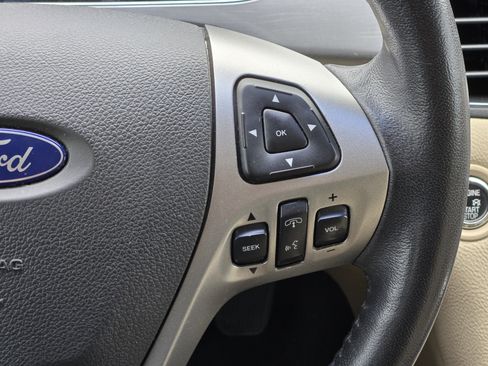 Used 2015 Ford Taurus SEL w/ Equipment Group 201A image 33