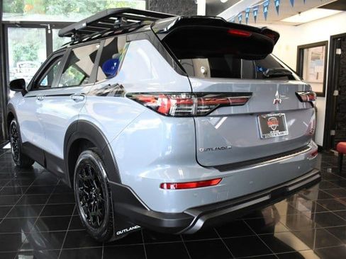 New 2026 Mitsubishi Outlander AWD image 12