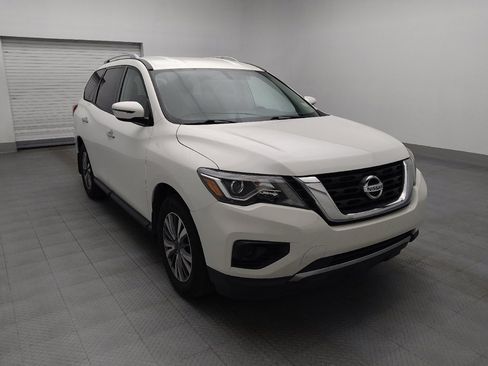 Used 2020 Nissan Pathfinder S FWD image 13