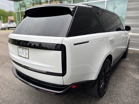 Used 2025 Land Rover Range Rover Long Wheelbase Autobiography AWD/4WD image 5
