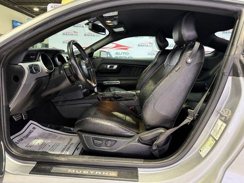 Used 2020 Ford Mustang Premium image 27
