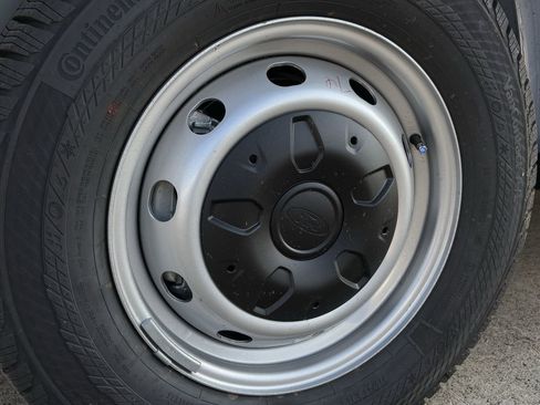 New 2025 Ford Transit 250 148 Medium Roof image 39