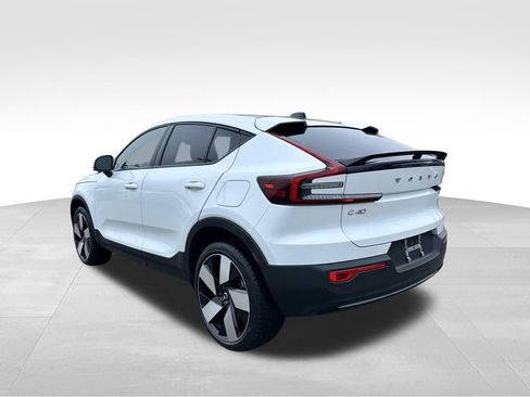 Used 2023 Volvo C40 P8 Recharge Plus w/ Climate Package image 9