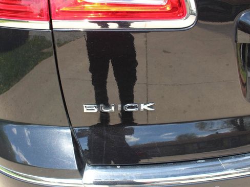 Used 2016 Buick Enclave Leather AWD/4WD image 51