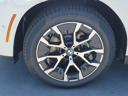 New 2026 BMW X3 xDrive30i w/ Premium Package AWD/4WD image 6