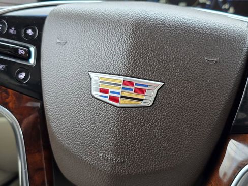 Used 2015 Cadillac Escalade ESV Luxury AWD/4WD image 30