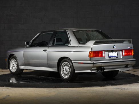 Used 1988 BMW M3 Coupe RWD image 11