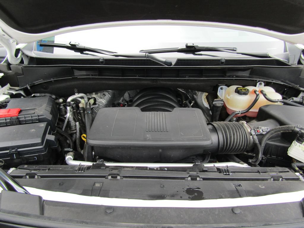 Used 2025 GMC Yukon Denali AWD/4WD image 34