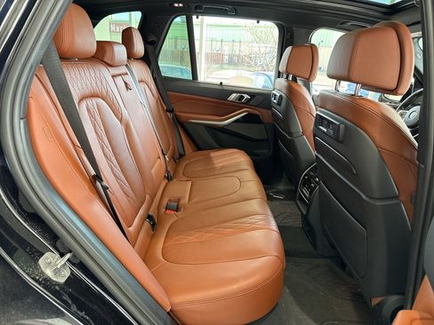 Used 2023 BMW X5 M50i w/ Executive Package image 43