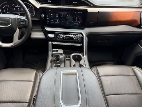 Used 2022 GMC Sierra 1500 Denali AWD/4WD image 19
