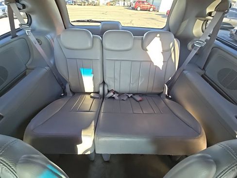 Used 2005 Dodge Grand Caravan SXT w/ Leather Interior Group image 23