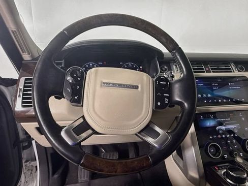 Used 2018 Land Rover Range Rover Supercharged AWD/4WD image 12