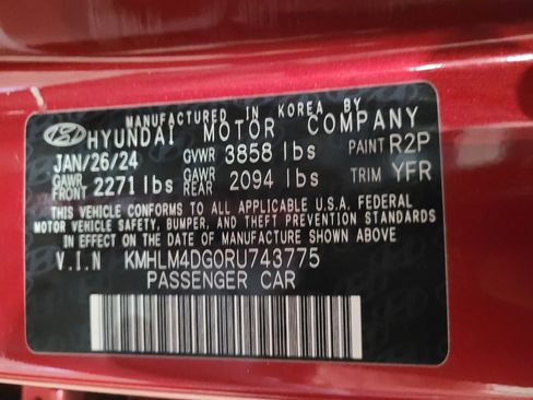 Used 2024 Hyundai Elantra SEL FWD image 33