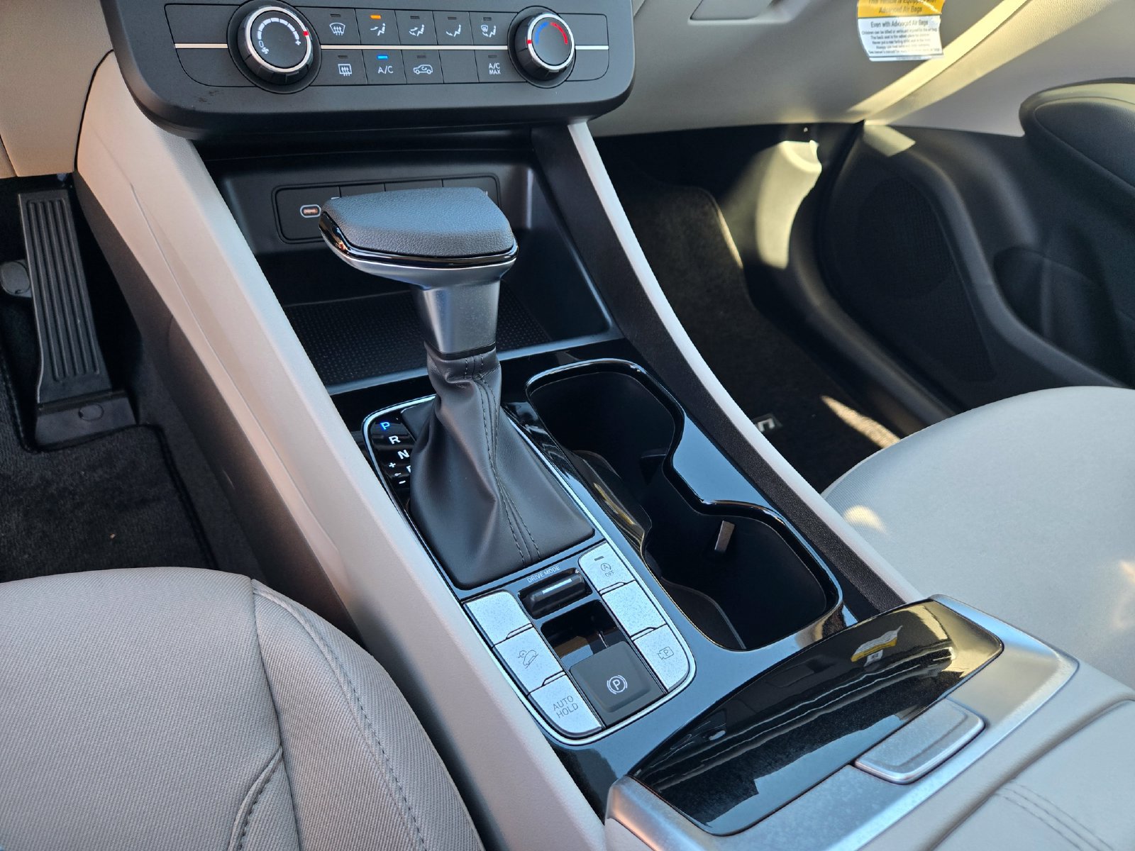 New 2026 Hyundai Tucson SE FWD image 14