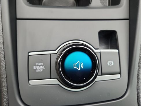 New 2026 Volkswagen Tiguan SE R-Line image 18